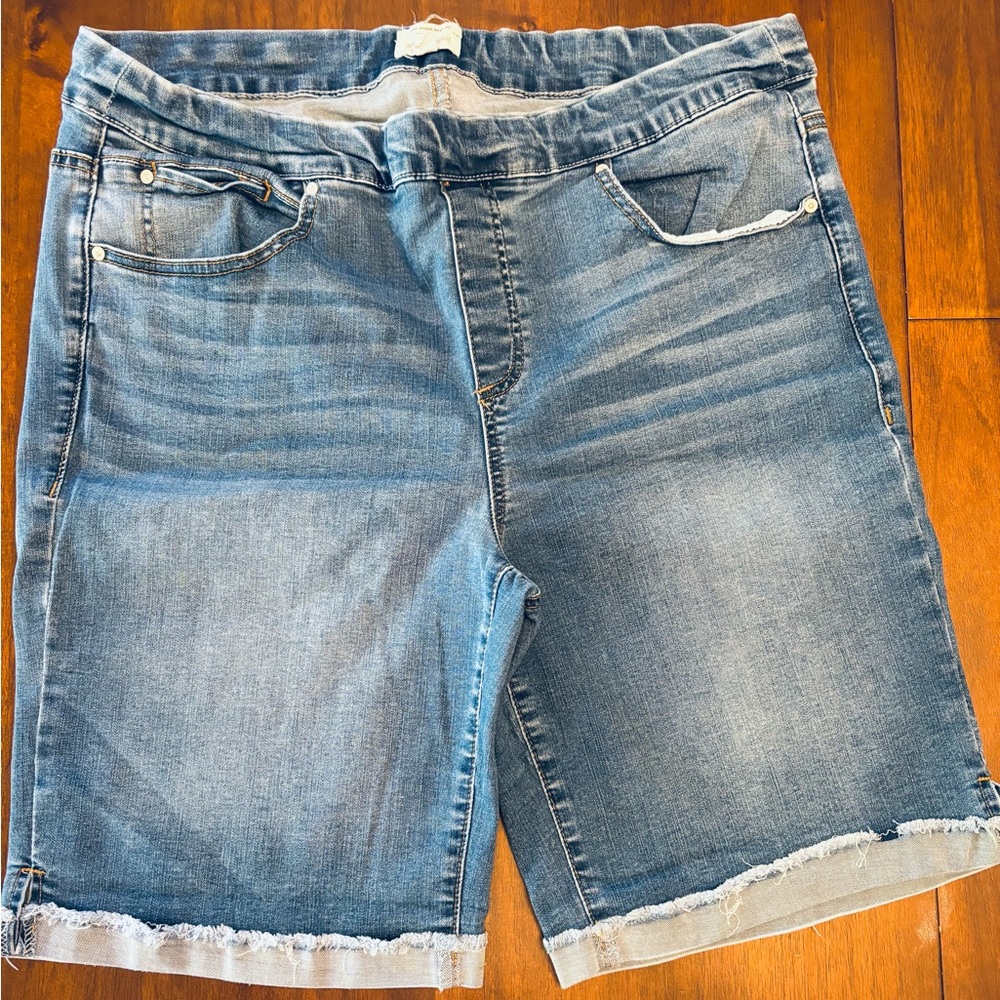 Westbound 9in Inseam Pull On Denim Bermuda Shorts